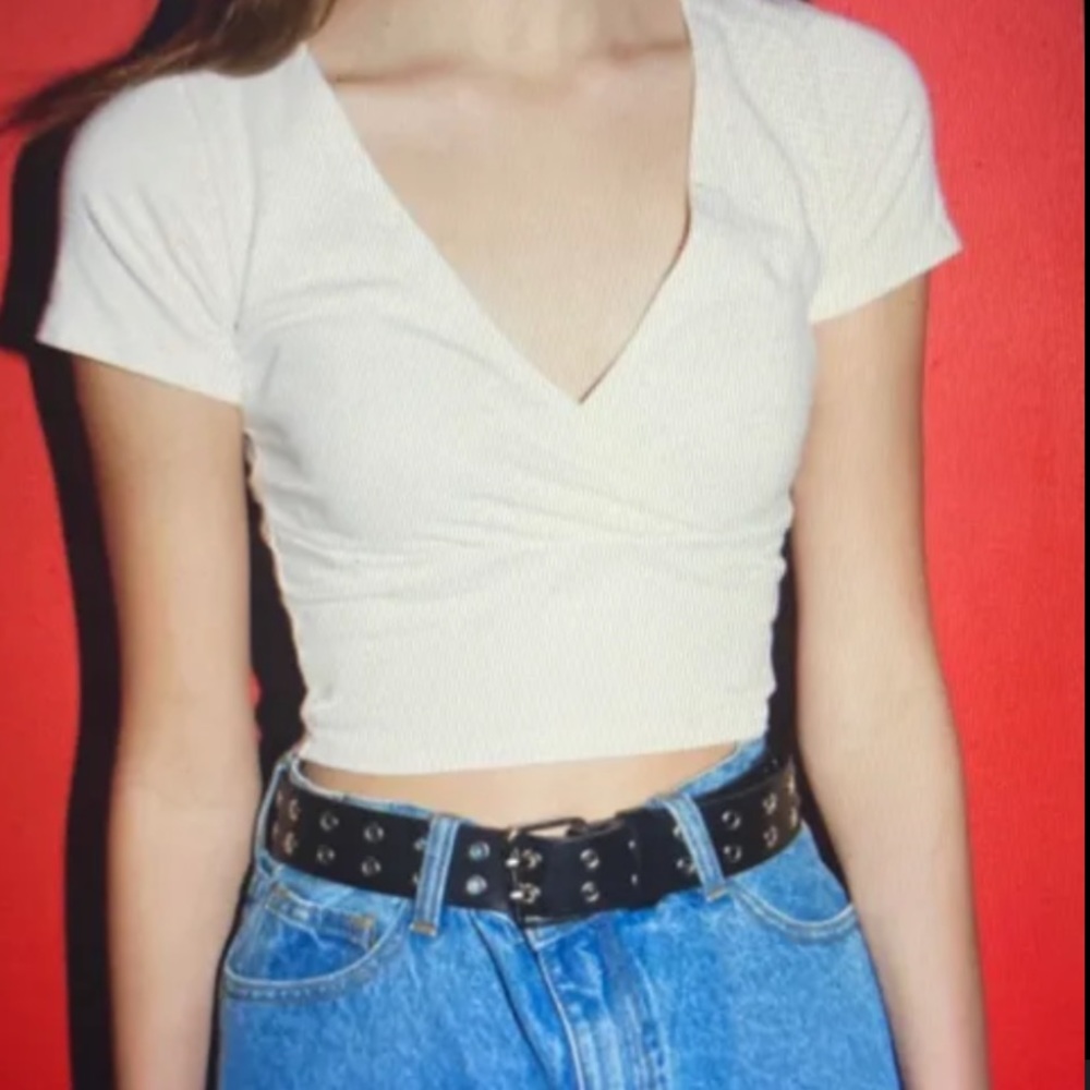 Brandy Melville white tie tshirt